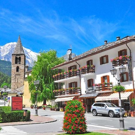 Hotel Bucaneve Pré-Saint-Didier المظهر الخارجي الصورة